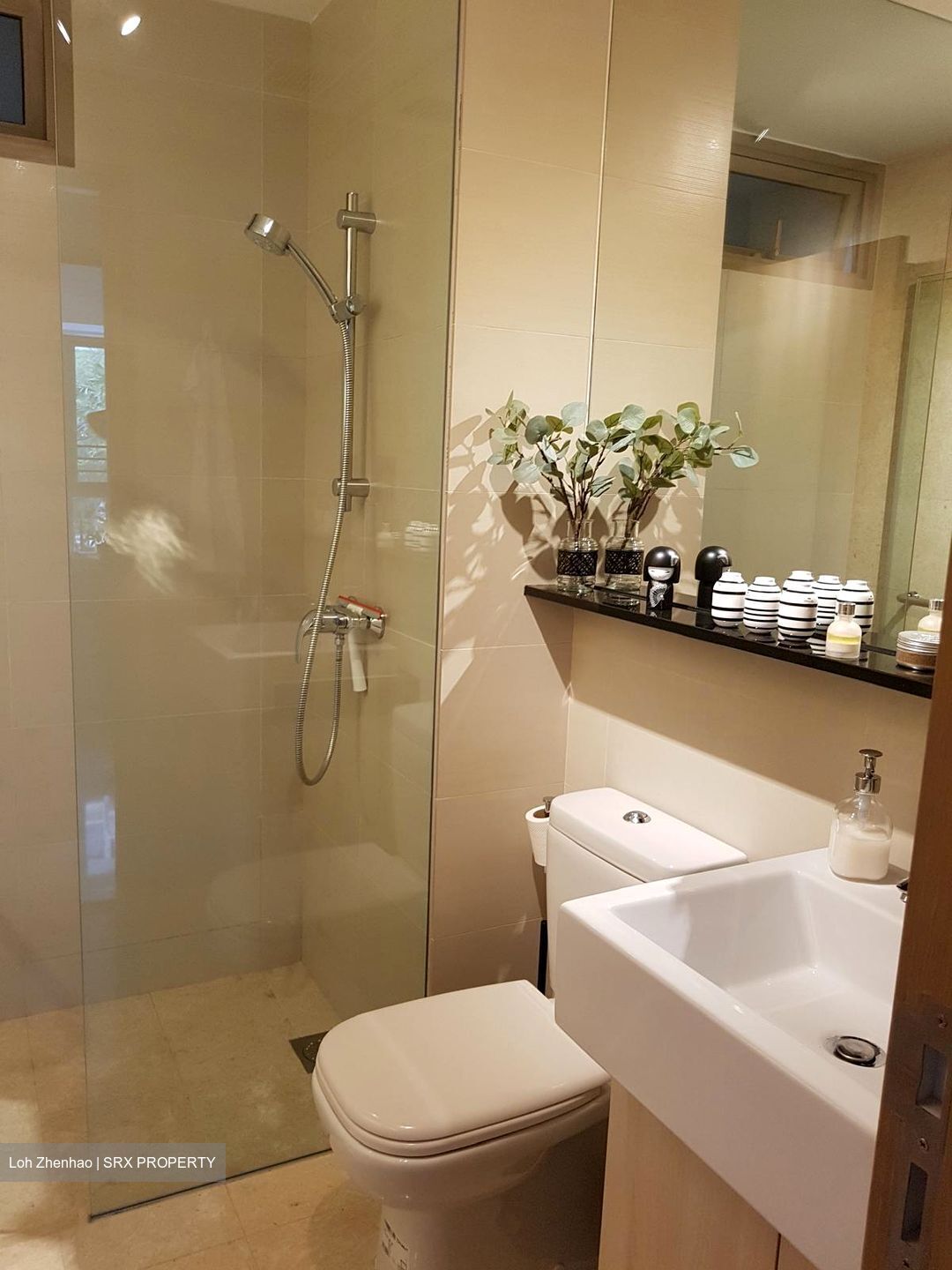 Waterfront Gold (D16), Condominium #557463541